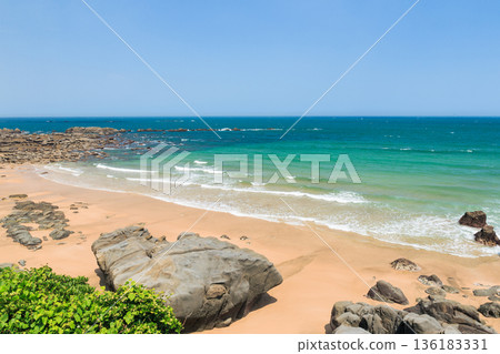 Emerald waters and sandy beaches Emerald waters and sandy beaches 136183331