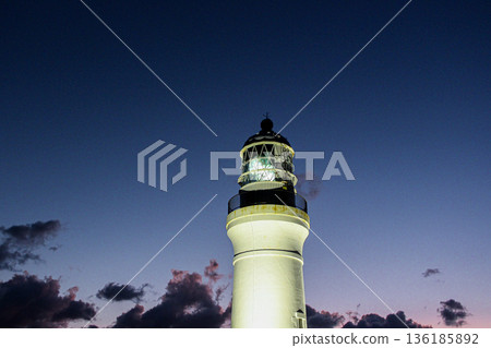 The illuminated Omaezaki Lighthouse at night and the twilight sky (Omaezaki City, Shizuoka Prefecture) 136185892