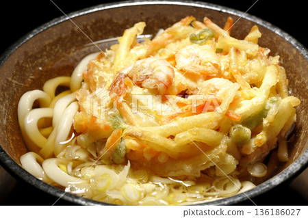 蝦仁蔬菜天婦羅烏龍麵 136186027