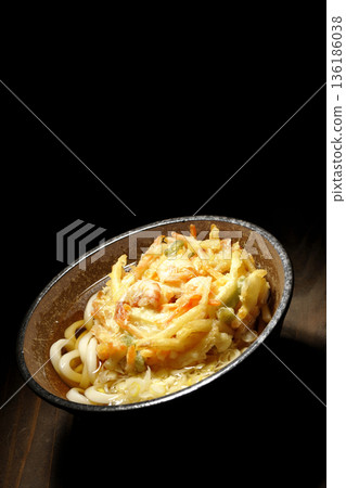 Shrimp and vegetable tempura udon 136186038