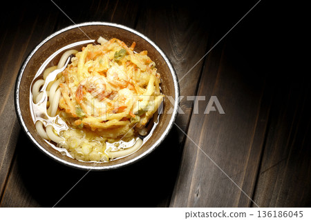 蝦仁蔬菜天婦羅烏龍麵 136186045