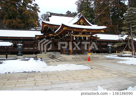 據說「若要參拜伊勢，就當參拜多賀。我是伊勢與多賀之子。」滋賀神社（多賀大社） 136186090