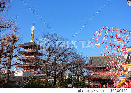 新年的淺草寺 136186181