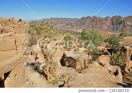 Iran, Silk Road, ruins near Yazd, Hanaq Citadel ruins, multi-story adobe building 136186510