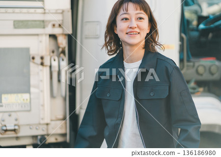女生 女孩 女性 136186980