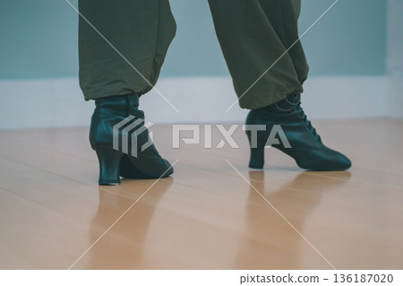 dancing, female, lady 136187020