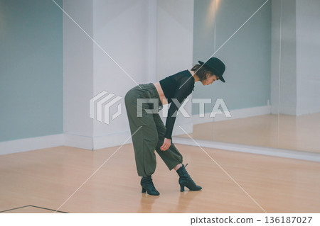 舞 舞蹈 跳舞 136187027