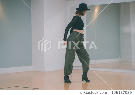 舞 舞蹈 跳舞 136187029