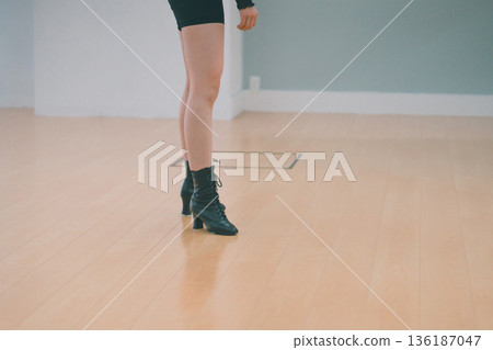 dancing, female, lady 136187047