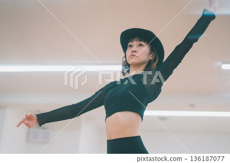 dancing, female, lady 136187077