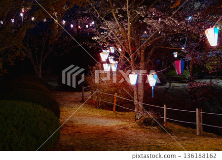 西山公園(西山莊附近) 西山公園(西山莊附近) 136188162