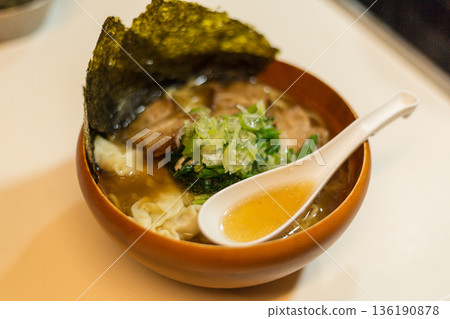 叉燒面、拉麵、叉燒 136190878