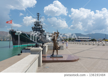 A view of the cruiser Mikhail Kutuzov in Novorossiysk 136191484