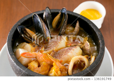 海鮮鍋 136191749