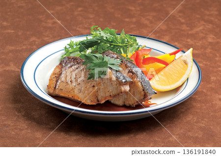 看起來美味可口的布里牛排 看起來美味可口的布里牛排 136191840