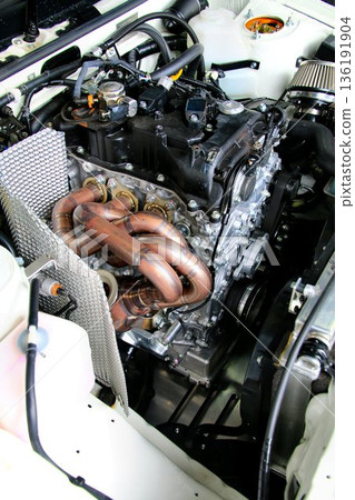 AE86 Hachiroku 的引擎室，配備 G16E 發動機 136191904