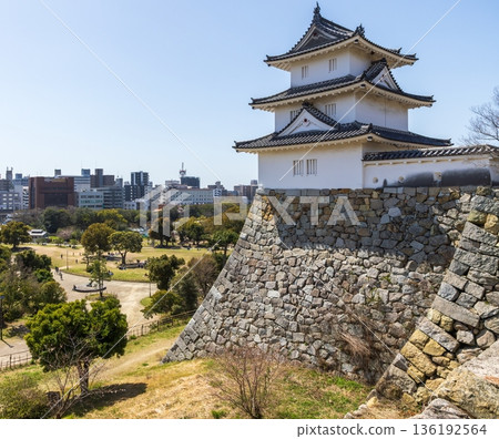 Akashi Park and Akashi Castle Ruins in Spring, Akashi City, Hyogo Prefecture Akashi Park and Akashi Castle Ruins in Spring, Akashi City, Hyogo Prefecture 136192564