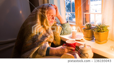Poor old lady at the window Poor old lady at the window 136193043