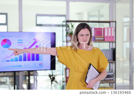 Engaging business meeting inspires action and teamwork, with bold presentations driving innovative discussions and strategic planning 136193468