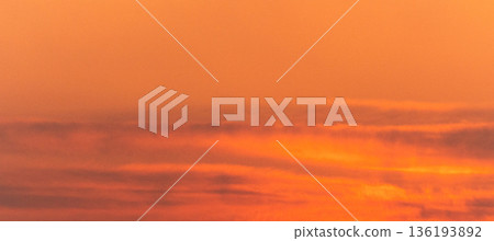 The crimson sky just before sunset 136193892