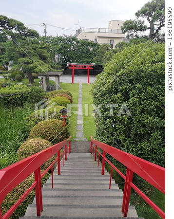 The grounds of Matsumoto Benten Jushōin Temple in Edogawa Ward The grounds of Matsumoto Benten Jushōin Temple in Edogawa Ward 136195590