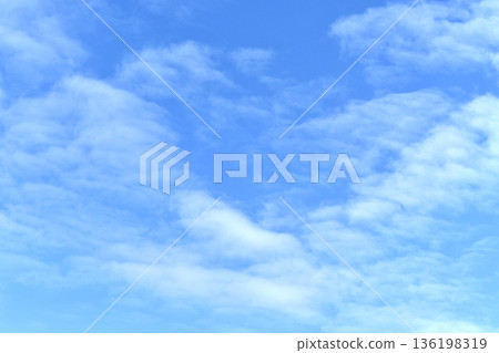 十一月天空背景圖片（由 fix 拍攝） 136198319