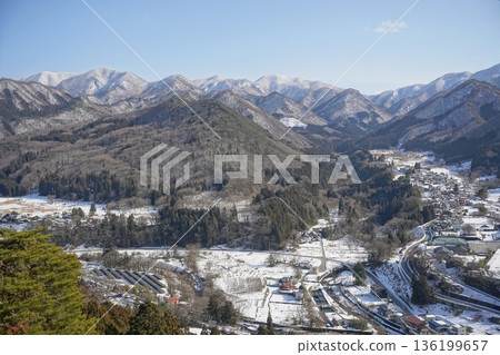 白雪皚皚的白川鄉 白雪皚皚的白川鄉 136199657