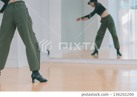 舞 舞蹈 跳舞 136202200