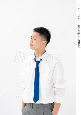 男孩、青少年、制服、正式襯衫 136202522