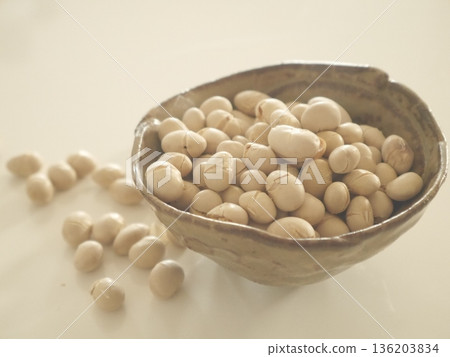 大豆，烤大豆 136203834