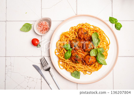 Spaghetti pasta with meatballs and tomato sauce Spaghetti pasta with meatballs and tomato sauce 136207804