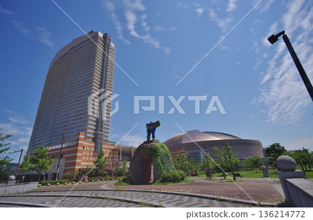 In front of PayPay Dome Jigyo Central Park 136214772