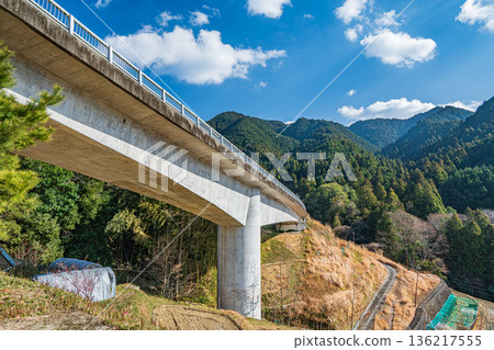 Rice terraces and Kitsuwaki Bridge in Asuka Murakami, Nara Prefecture 136217555