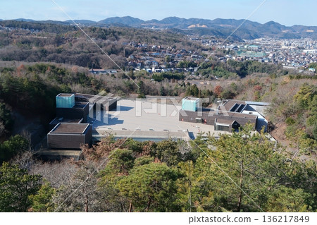 從陶瓷公園觀景台眺望屋頂廣場 136217849