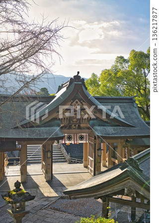 瓦雷神社為迎接新年而裝飾 瓦雷神社為迎接新年而裝飾 136217877