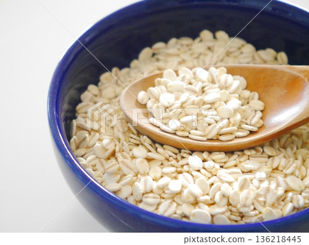 壓榨大麥 大麥米 136218445