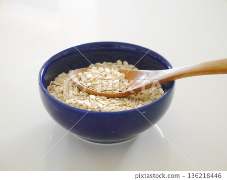 Pressed barley Barley rice 136218446