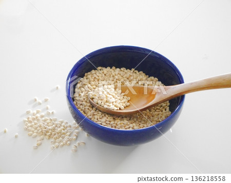 Mochi barley Mochi barley Mochi barley Mochi barley 136218558