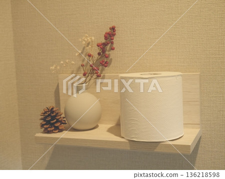 廁所置物架內部圖片 136218598