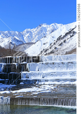 Hakuba in winter: Mount Goryu seen from Gentaro Embankment 136220508