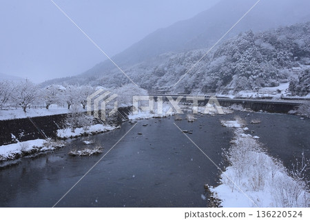 雪根雨日野河 4 136220524