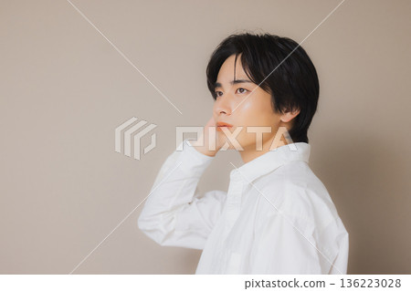 A man thinking A man thinking 136223028