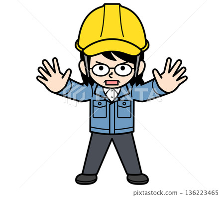 一位戴著安全帽的中年女工地主管擋在了路中間 136223465