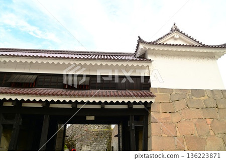 會津若松市敦賀城正門（鐵門） 136223871