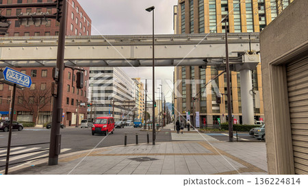 從人行天橋看到的風景 從人行天橋看到的風景 136224814