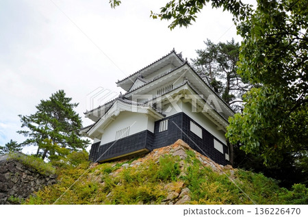 Yoshida Castle Iron Tower 136226470