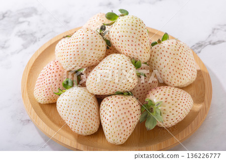 Fresh white strawberries Fresh white strawberries 136226777