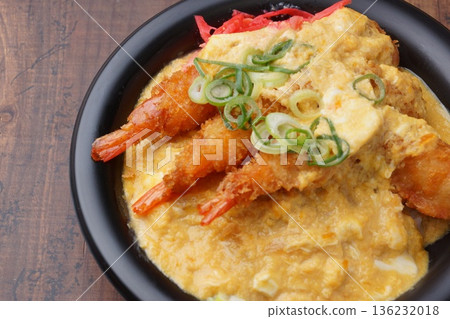 Shrimp rice bowl Japanese cuisine 136232018