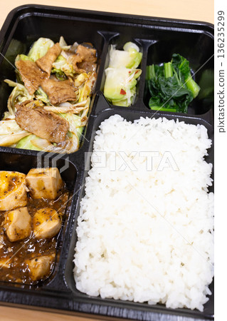 Delicious Chinese bento, double-cooked pork bento, mapo tofu, etc. 136235299