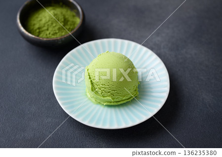 綠茶冰淇淋 綠茶冰淇淋 136235380